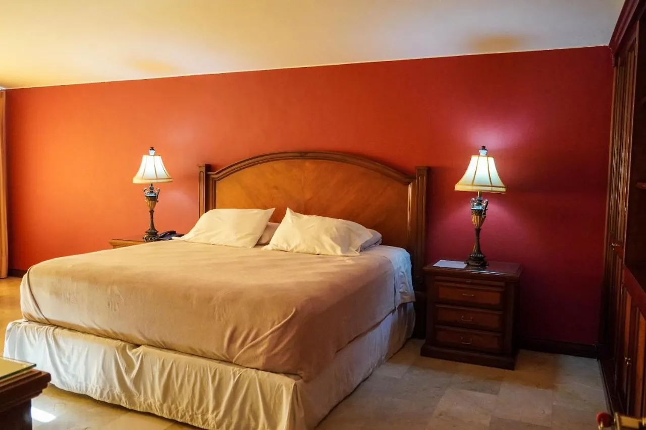 Hotel Boutique Villa Casuarinas Cali