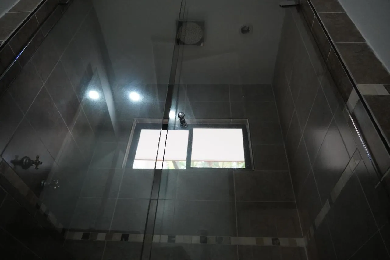 Hotel Boutique Villa Casuarinas Cali