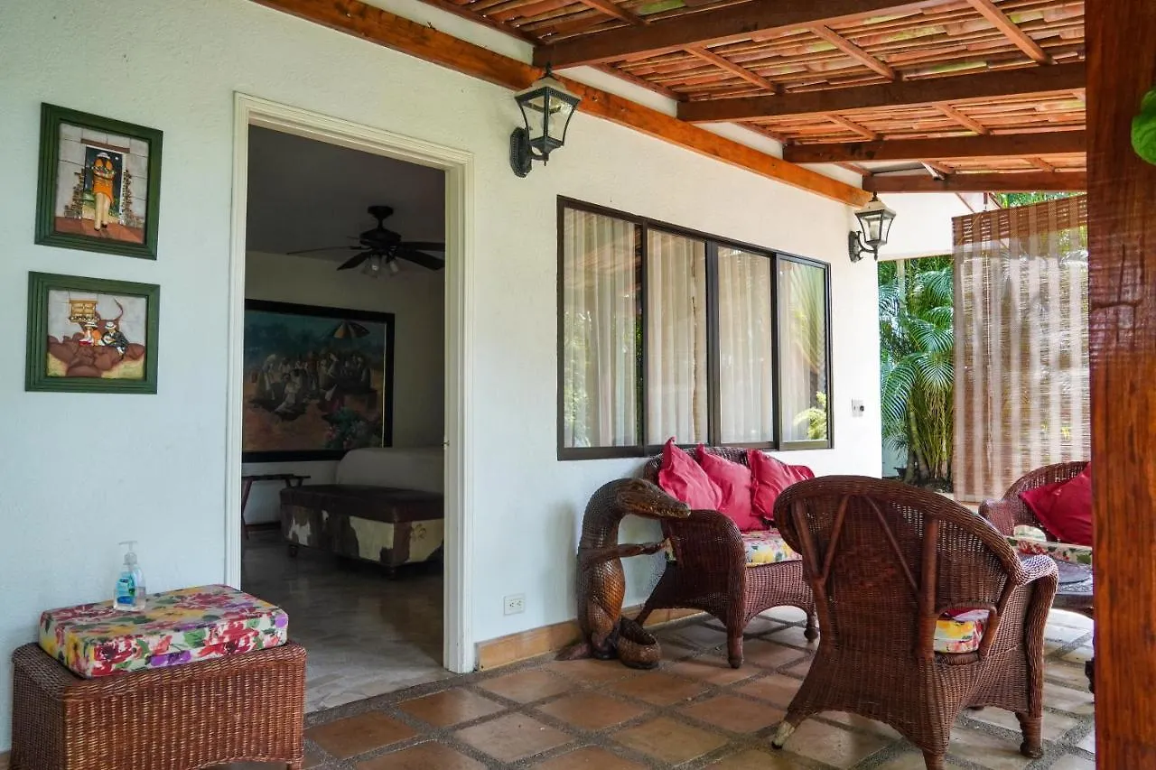 Bed & Breakfast Hotel Boutique Villa Casuarinas Cali