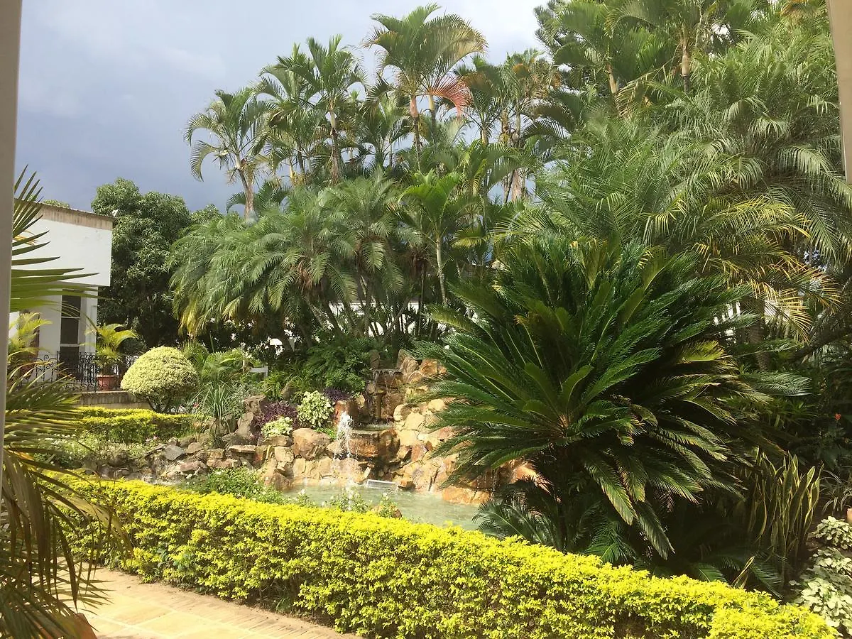 Hotel Boutique Villa Casuarinas Cali