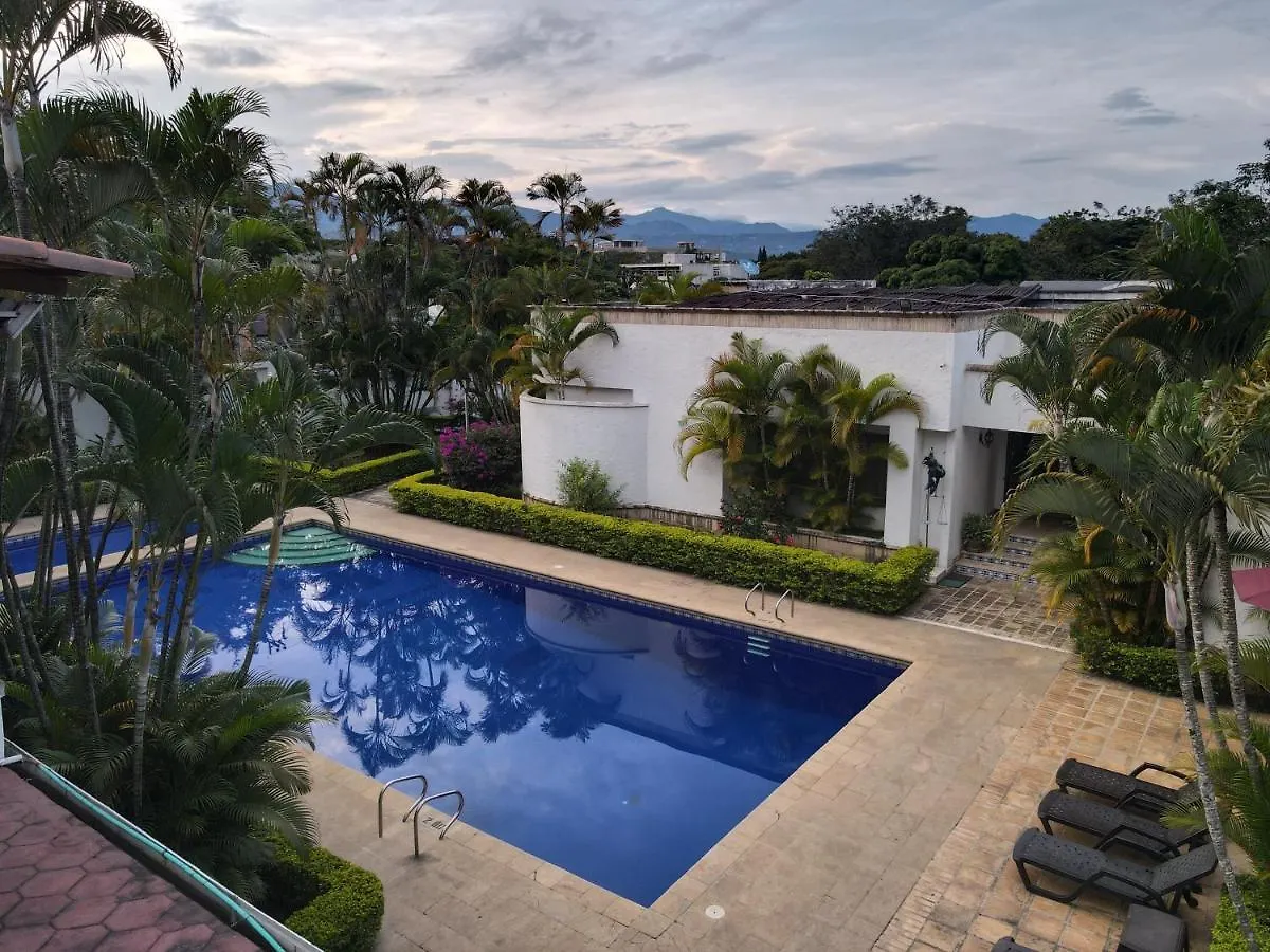 Hotel Boutique Villa Casuarinas Cali 3*,