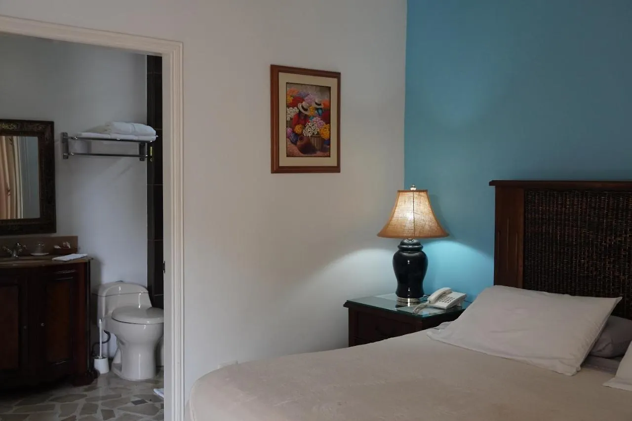 Hotel Boutique Villa Casuarinas Cali